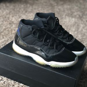 Jordan Retro 11 Space Jam